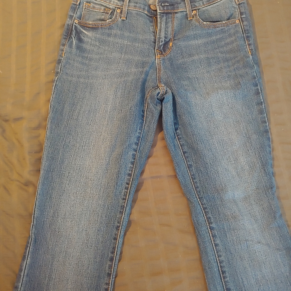 Clothes - Picture 4 of 12
